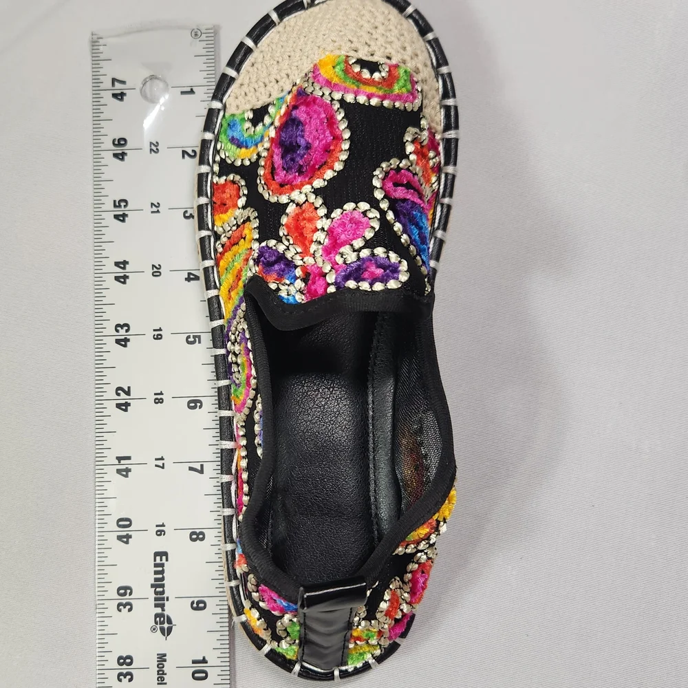 ⭐️Colorful Paisley Embroidered Espadrilles Size 37 | Boho Chic Slip-On Flats